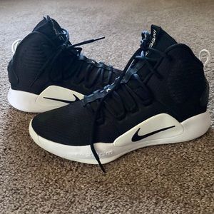 Nike Hyperdunk